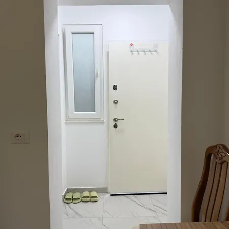 Valentino Olive * Shkodër